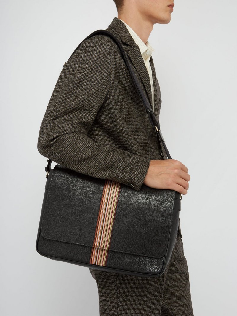 10 Casual Messenger Bags
