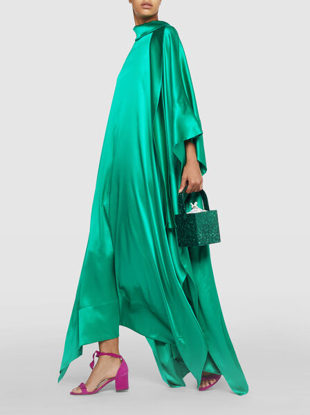 9 Kaftans You Need

