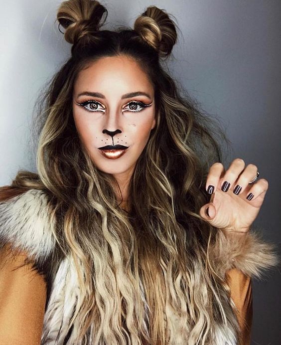 Lion Halloween Makeup
