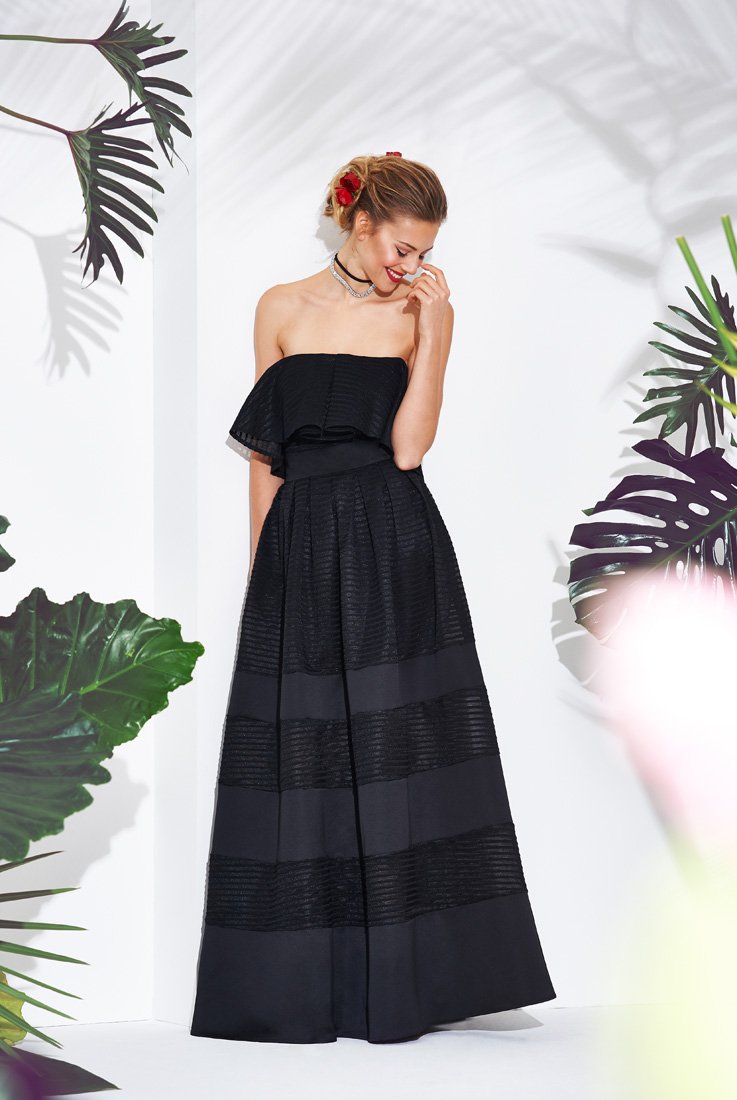 <strong>دانيال كالويا </strong>في بدلة رسميّة من<strong> غوتشي </strong><br />
&nbsp;