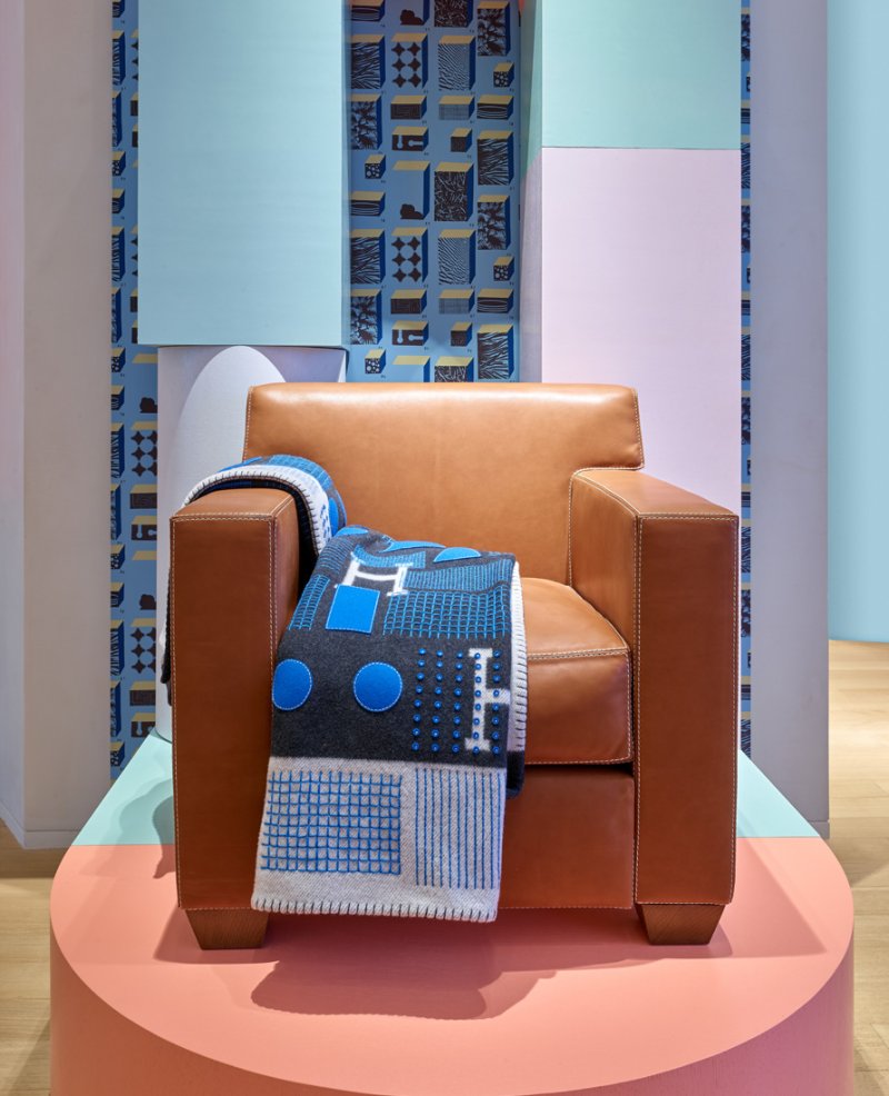 هيرمس تكشف عن تصاميم Species of Spaces في دبي مول

