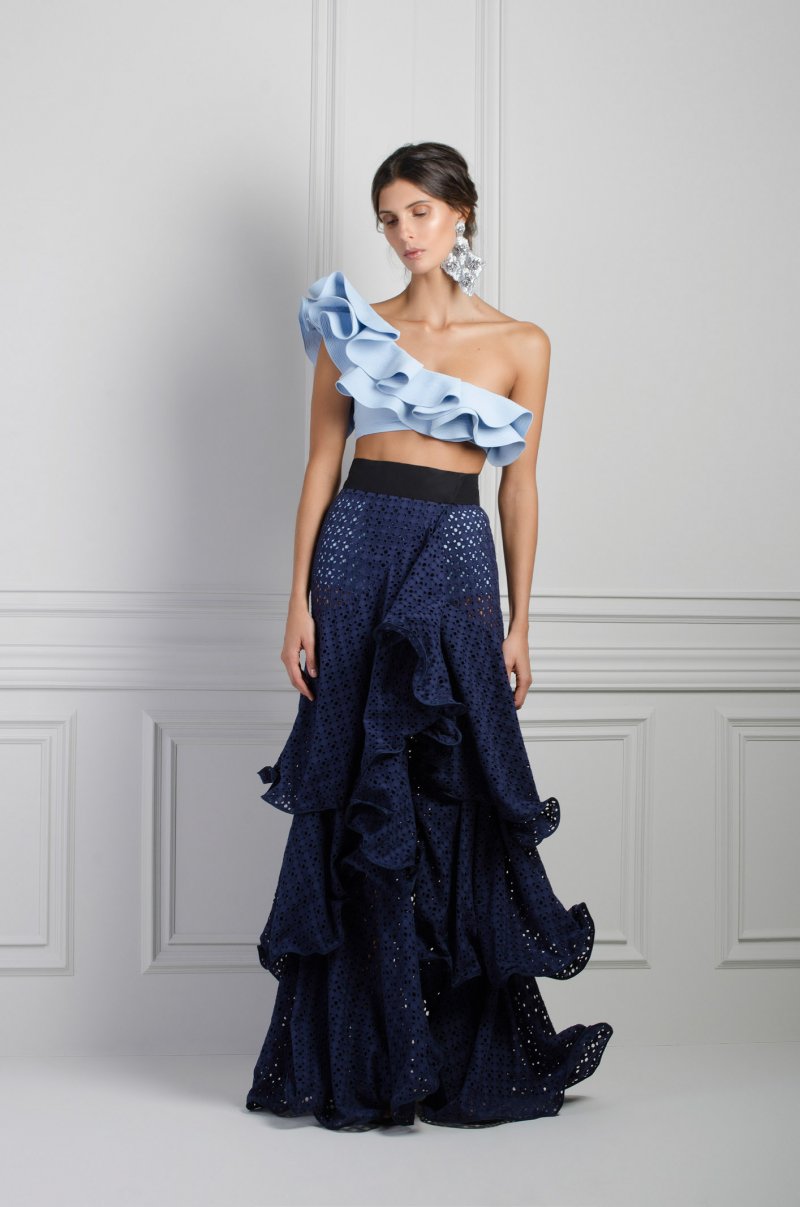 كلوي<br />
<em>من موقع</em> <em>Net-A-Porter</em><br />
&nbsp;