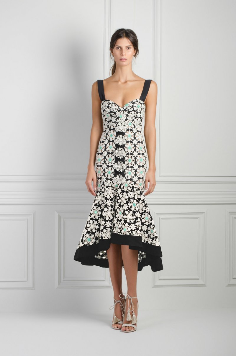 علامة <strong>Harry&rsquo;s، </strong>عدّة Winston للحلاقة<br />
<em>متوفّرة على موقع</em><em>Mrporter.com </em><br />
&nbsp;