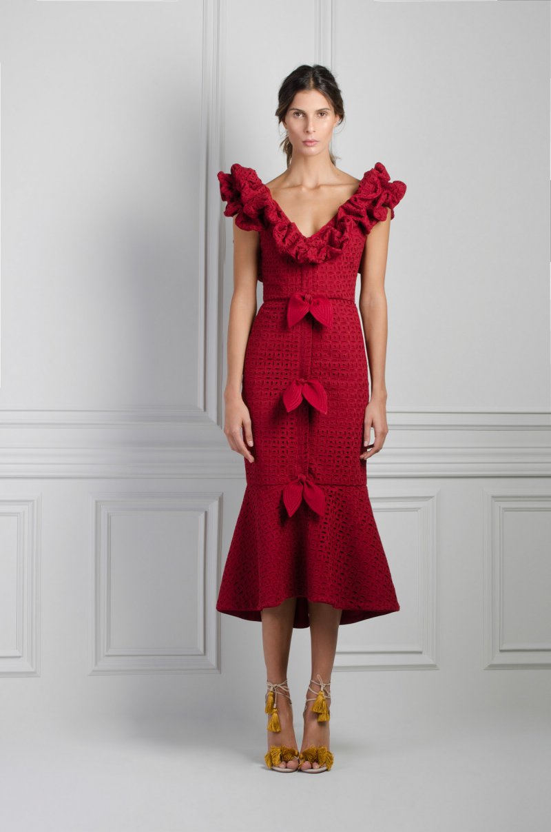 <strong>ديور</strong>، كتاب Dior by Mat Gustafson<br />
&nbsp;