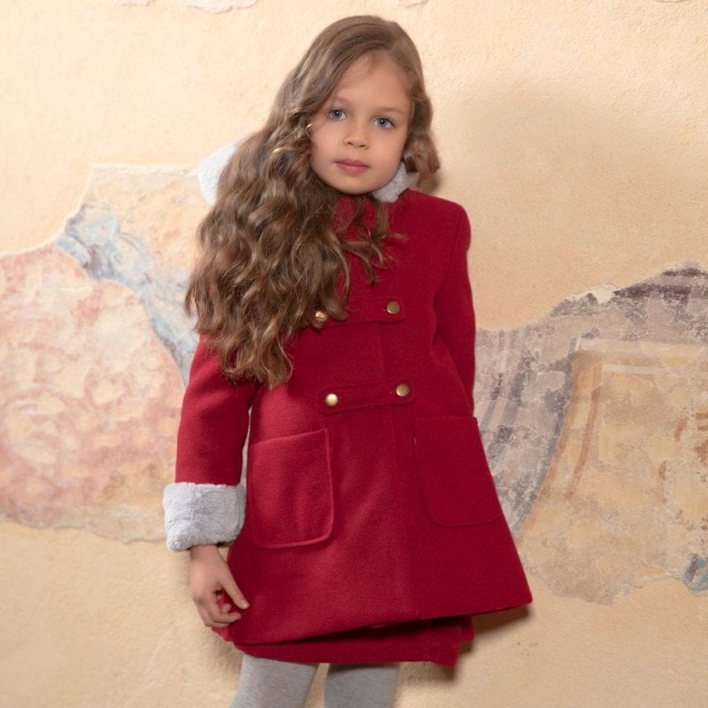 Warm Jackets to Survive Chilly Days
