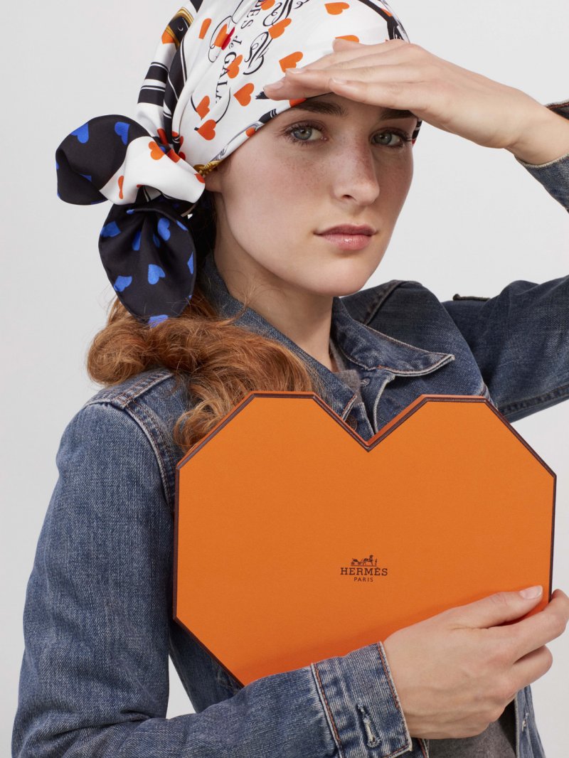 Herm&egrave;s Unveils New Limited Edition Scarf
