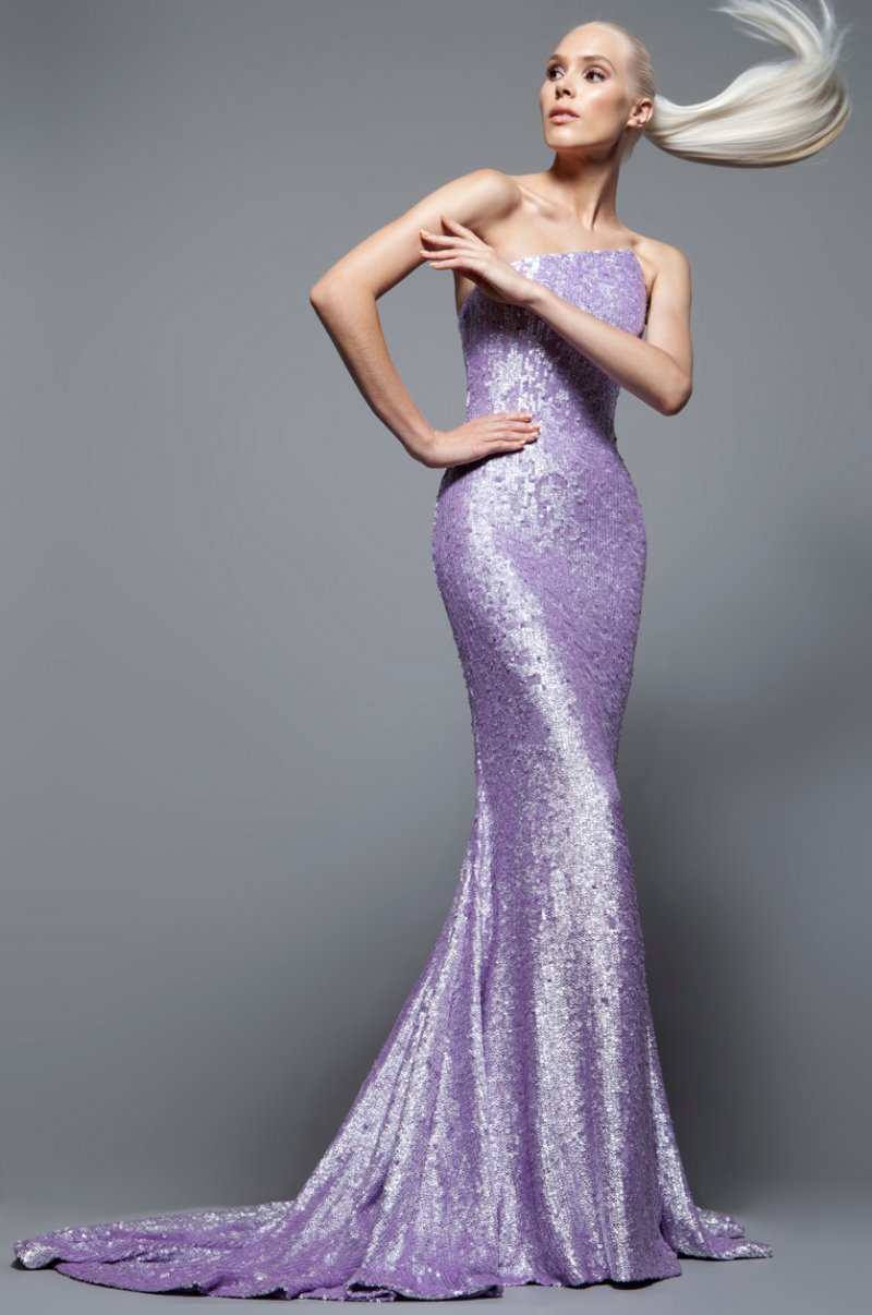 <strong>سارا سامبايو</strong> تبدو مذهلة في فستان من <strong>فرانشيسكو سكوغناميغليو</strong><br />
صورة من <em>Instagram.com/sarasampaio/</em><br />
&nbsp;