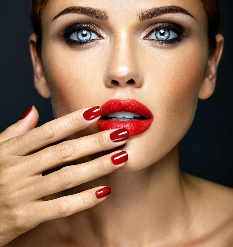 Let Your Nails Get Festive
