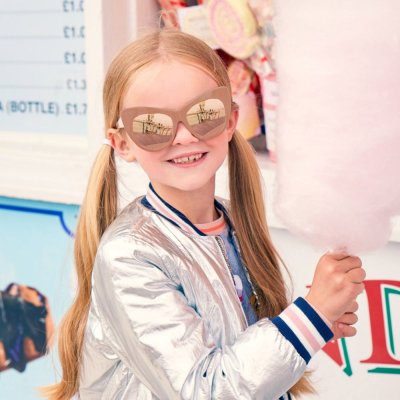 نظّارات شمسيّة للفتيات الصغيرات
